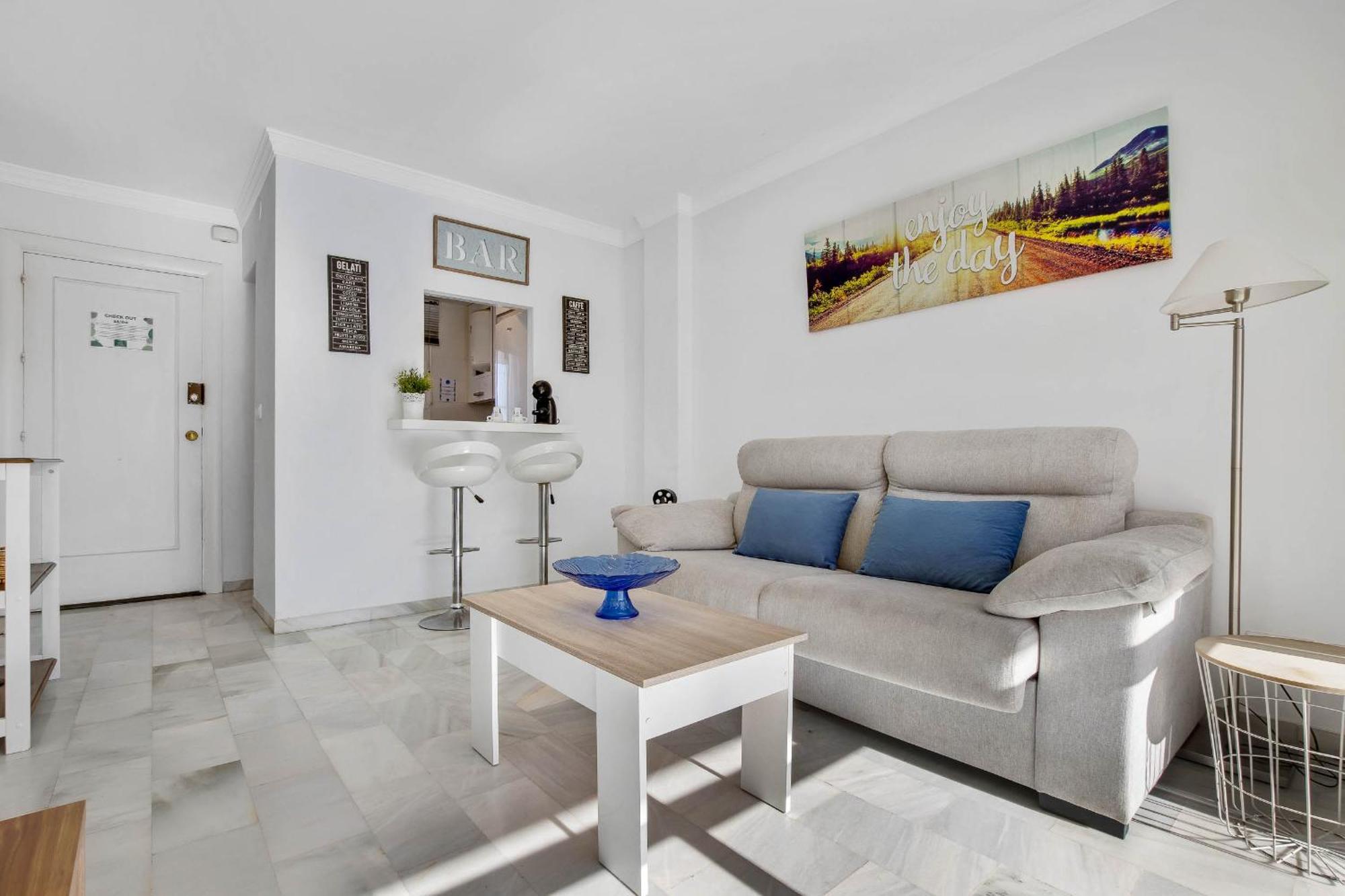 شقة Erisa 68 By Ivi Real Estate توريمولينوس المظهر الخارجي الصورة